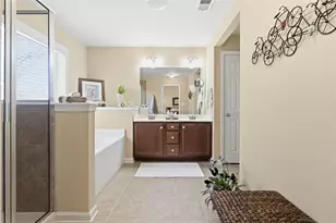 3259 Berkeley Glen Way, Peachtree Corners, GA 30092 - Photo 5