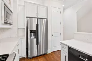 841 Inman Vlg Pkwy NE, Atlanta, GA 30307 - Photo 11