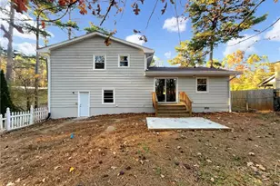 48 Russell Rd, Lawrenceville, GA 30043 - Photo 5