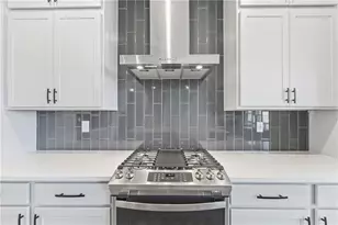 72 Clear Lk Pkwy, Hoschton, GA 30548 - Photo 13