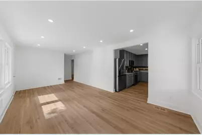 2385 Perkerson Road SW, Atlanta, GA 30315 - Photo 11