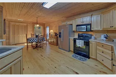 1056 Sweetwater Drive, Clarkesville, GA 30523 - Photo 11