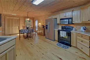 1056 Sweetwater Dr, Clarkesville, GA 30523 - Photo 11