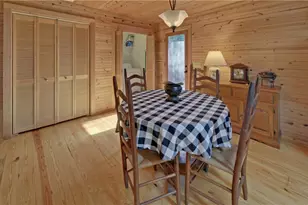 1056 Sweetwater Dr, Clarkesville, GA 30523 - Photo 9