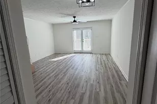 2250 Kings Gate Circle, Snellville, GA 30078 - Photo 33