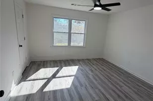 2250 Kings Gate Circle, Snellville, GA 30078 - Photo 29