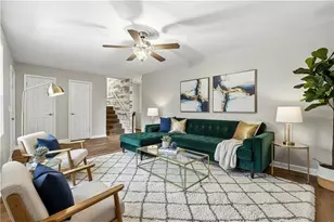 930 Kings Ct, Woodstock, GA 30189 - Photo 1