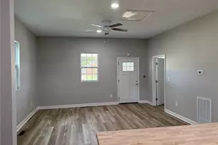 1300 Murphy Ave, Lagrange, GA 30240 - Photo 11