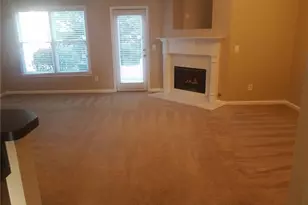 121 Red Barn Ln, Acworth, GA 30102 - Photo 5