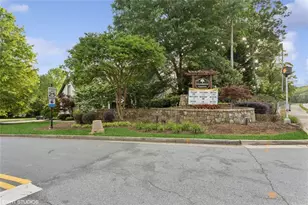 230 Bluff Oak Dr, Roswell, GA 30076 - Photo 51