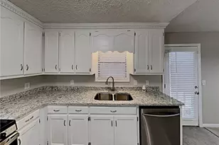 3548 Cherokee Overlook Dr, Canton, GA 30115 - Photo 5