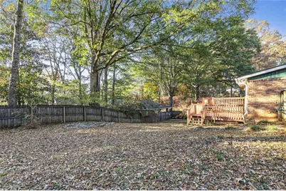 920 Vfw Drive, Stone Mountain, GA 30083 - Photo 23