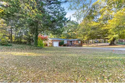 920 Vfw Drive, Stone Mountain, GA 30083 - Photo 5