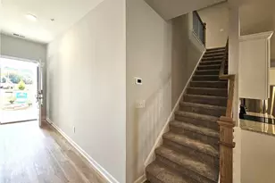 334 Lanier Cir, Woodstock, GA 30189 - Photo 3