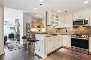 3338 Peachtree Rd NE, Atlanta, GA 30326 - Photo 15