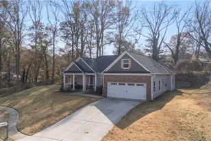 184 Ashford Ln, Commerce, GA 30529 - Photo 43