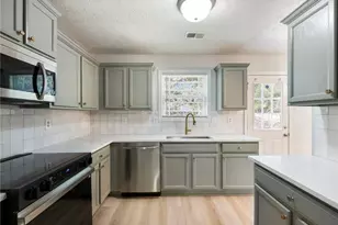 2010 Briar Creek Ct NE, Conyers, GA 30012 - Photo 11