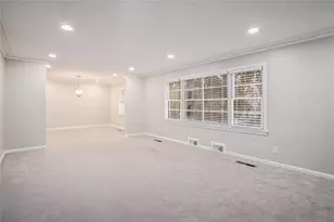 4090 Land O Lakes Dr NE, Atlanta, GA 30342 - Photo 7