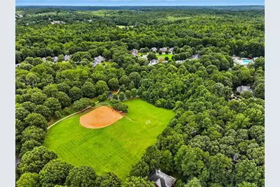 338 Grand Avenue, Suwanee, GA 30024 - Photo 95