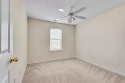 1174 Drawbridge Drive, Riverdale, GA 30296 - Photo 23