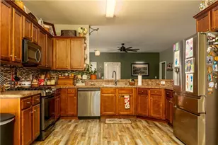 135 Mercer Ln, Cartersville, GA 30120 - Photo 7