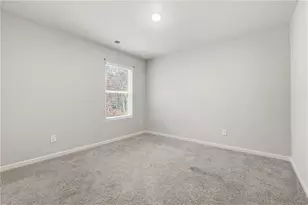 6615 Bluffview Dr, Douglasville, GA 30134 - Photo 13