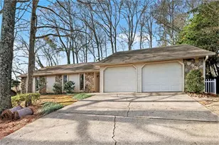 1110 Lake Dr, Roswell, GA 30075 - Photo 19