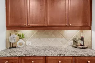 2426 Strand Ave, Lawrenceville, GA 30043 - Photo 9