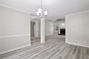 1027 Regency Dr, Acworth, GA 30102 - Photo 7