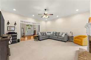 825 Mill Garden Pl, Cumming, GA 30040 - Photo 7