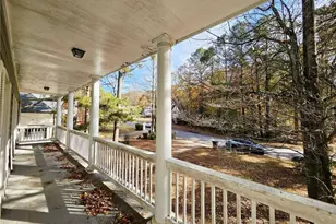 201 Price Hills Trail, Sugar Hill, GA 30518 - Photo 13