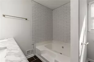 4870 Wade Valley Way, Cumming, GA 30040 - Photo 11