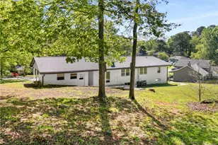 3646 Rock Springs Dr SW, Smyrna, GA 30082 - Photo 33