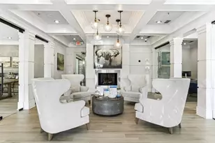 2910 Clairmont Road NE, Atlanta, GA 30329 - Photo 11