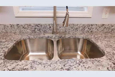 425 Berkshire Drive, Covington, GA 30016 - Photo 17