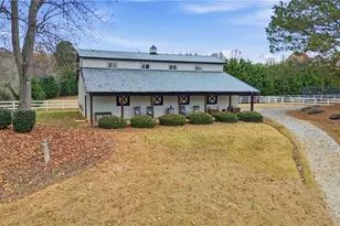8525 Lanierland Farms Dr, Gainesville, GA 30506 - Photo 29