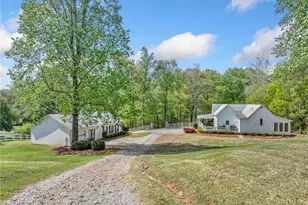8525 Lanierland Farms Dr, Gainesville, GA 30506 - Photo 45