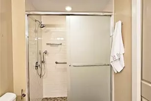 4561 Olde Perimeter Way, Atlanta, GA 30346 - Photo 13