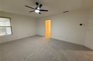 3925 Dunaire Dr, Stone Mountain, GA 30083 - Photo 15