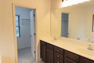 3925 Dunaire Dr, Stone Mountain, GA 30083 - Photo 19