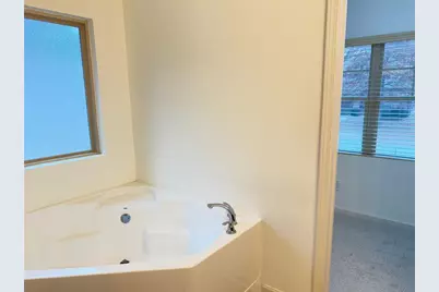 3925 Dunaire Drive, Stone Mountain, GA 30083 - Photo 17