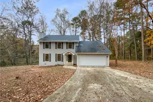 9176 Chickasaw Ct, Jonesboro, GA 30236 - Photo 1