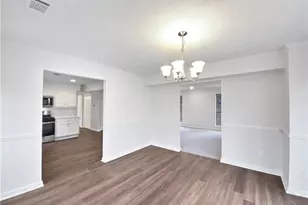 9176 Chickasaw Ct, Jonesboro, GA 30236 - Photo 13