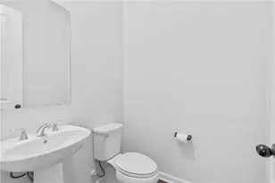 3699 Annsbury Ct, Lilburn, GA 30047 - Photo 9