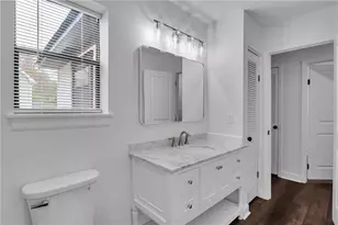 9056 Chestnut Lake Dr, Jonesboro, GA 30236 - Photo 17