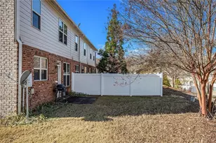 2426 Bellyard Dr, Buford, GA 30519 - Photo 23