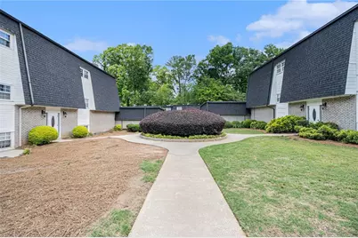 5245 Chemin De Vie, Atlanta, GA 30342 - Photo 15