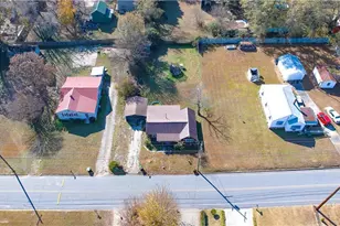 44 Clairmont Ave, Elberton, GA 30635 - Photo 3