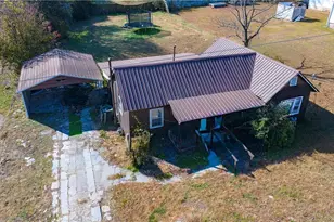 44 Clairmont Ave, Elberton, GA 30635 - Photo 1