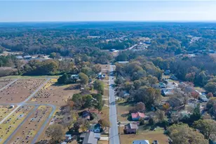 44 Clairmont Ave, Elberton, GA 30635 - Photo 9